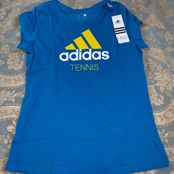 adidas Tops - NWT Adidas Tennis Tee adidas Tops - NWT Adidas Tennis Tee